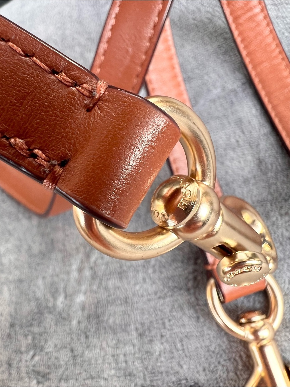 COACH Pebbled Leather Strap Replacement Adjustable Brown Gold Tone Hardware - Picture 6 of 10